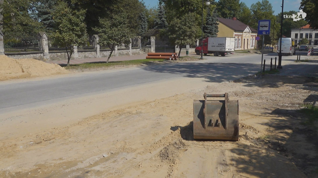 Postępy w przebudowie głównych koneckich ulic [wideo]