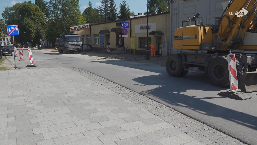Postępy w przebudowie głównych koneckich ulic [wideo]