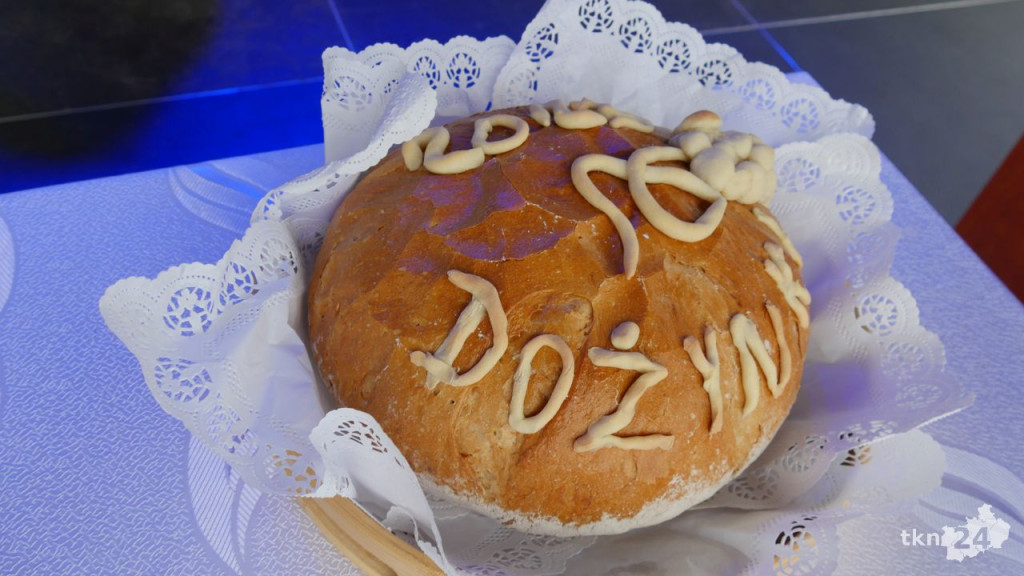 Rolnicze święto powiatu koneckiego z pięknymi wieńcami i na ludową nutę [wideo, zdjęcia]