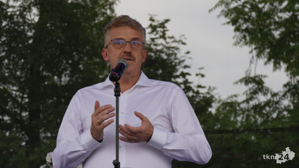 Rolnicze święto powiatu koneckiego z pięknymi wieńcami i na ludową nutę [wideo, zdjęcia]