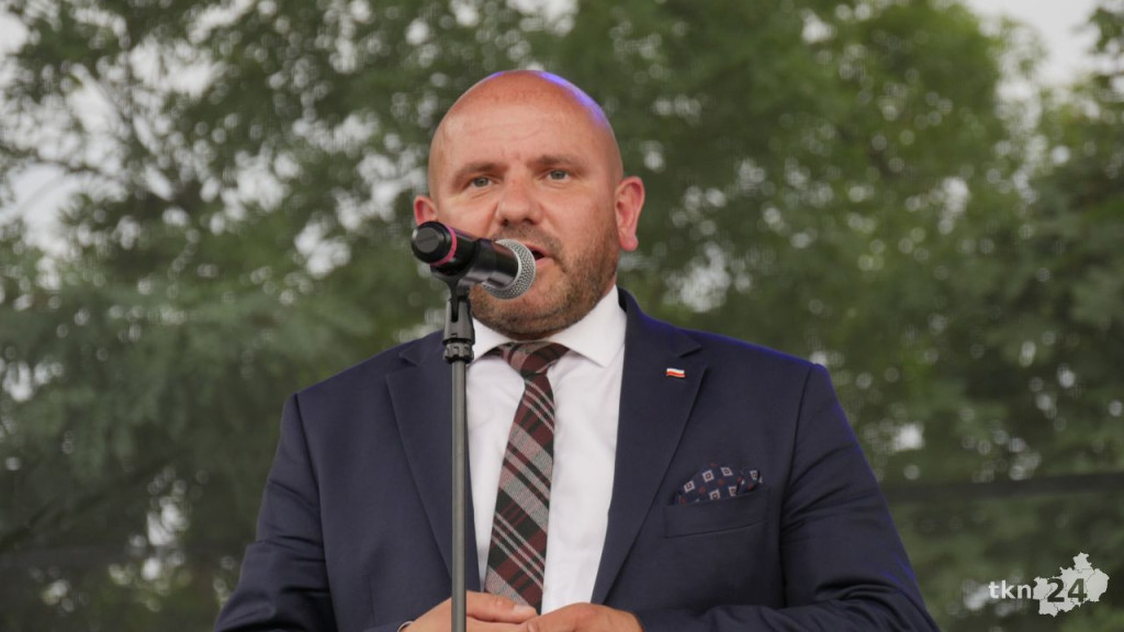 Rolnicze święto powiatu koneckiego z pięknymi wieńcami i na ludową nutę [wideo, zdjęcia]