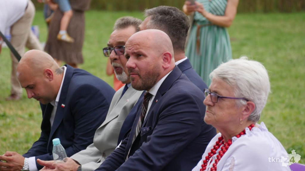 Rolnicze święto powiatu koneckiego z pięknymi wieńcami i na ludową nutę [wideo, zdjęcia]