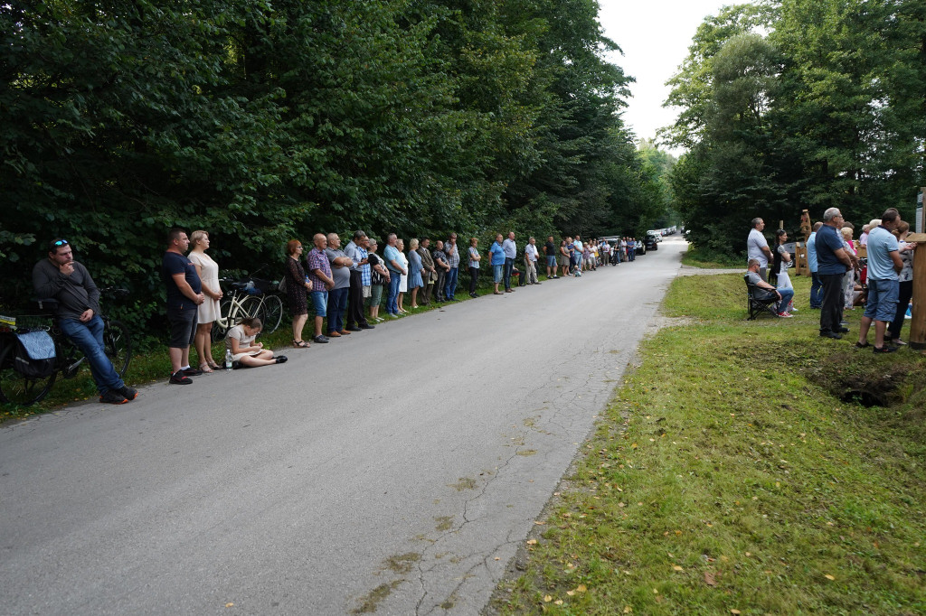 Uczcili pamięć wysiedlonych mieszkańców wsi Ludwinów [zdjęcia]
