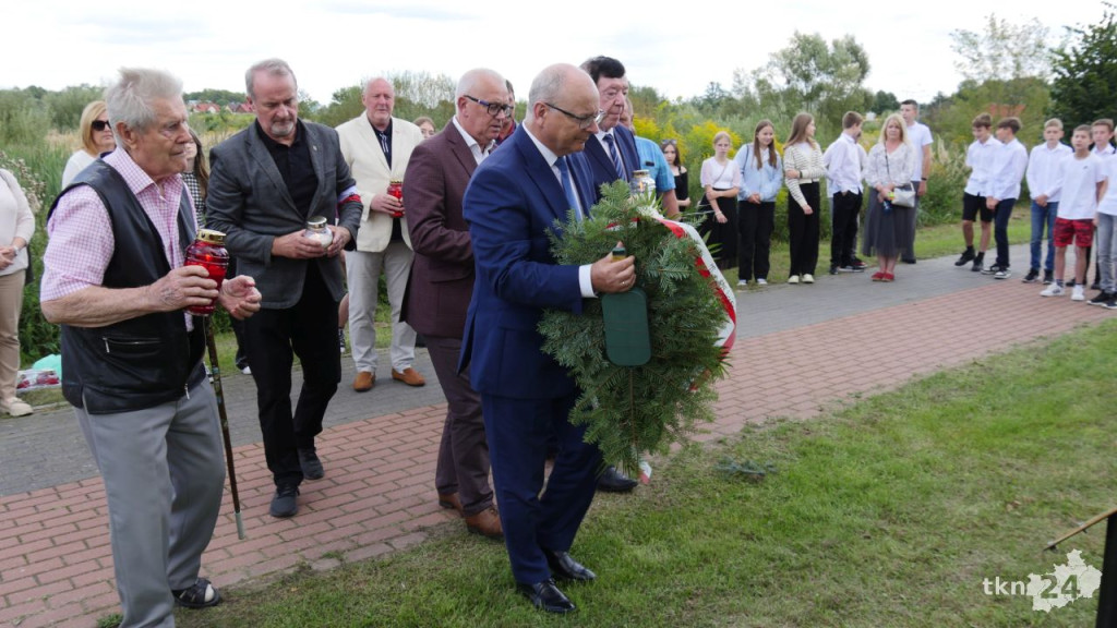 Uczczeniem pamięci ofiar II wojny światowej rozpoczęto Konecki Wrzesień 2023 [wideo, zdjęcia]