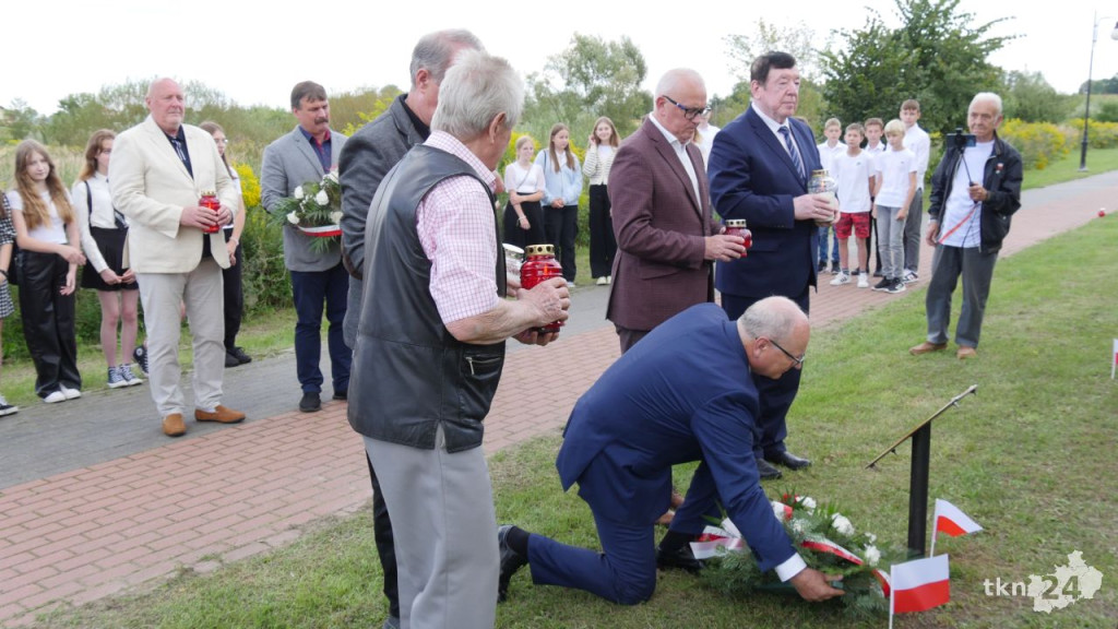 Uczczeniem pamięci ofiar II wojny światowej rozpoczęto Konecki Wrzesień 2023 [wideo, zdjęcia]