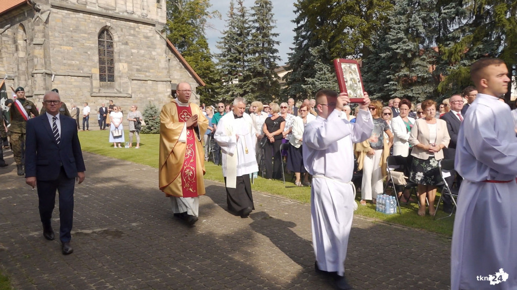 Niedzielne obchody Koneckiego Września. Koncert Reprezentacyjnego Zespołu Artystycznego Wojska Polskiego i polowa msza święta [wideo, zdjęcia]