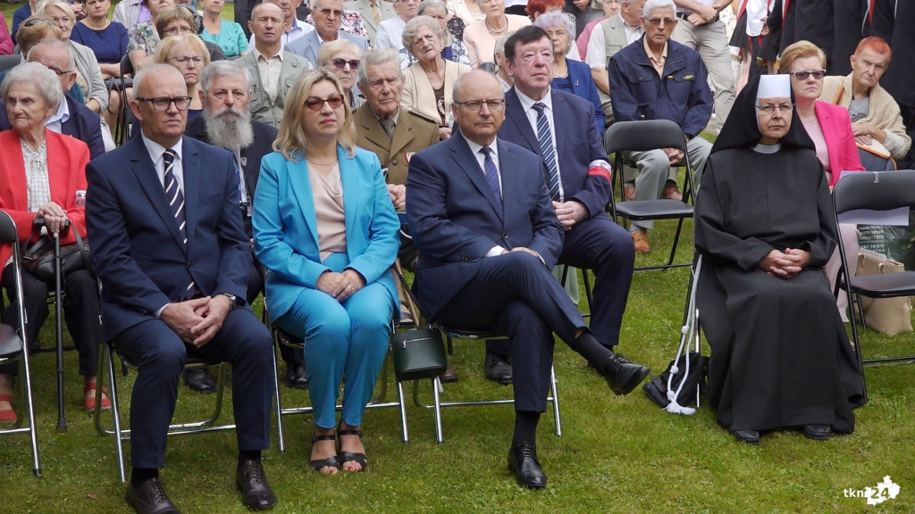 Niedzielne obchody Koneckiego Września. Koncert Reprezentacyjnego Zespołu Artystycznego Wojska Polskiego i polowa msza święta [wideo, zdjęcia]