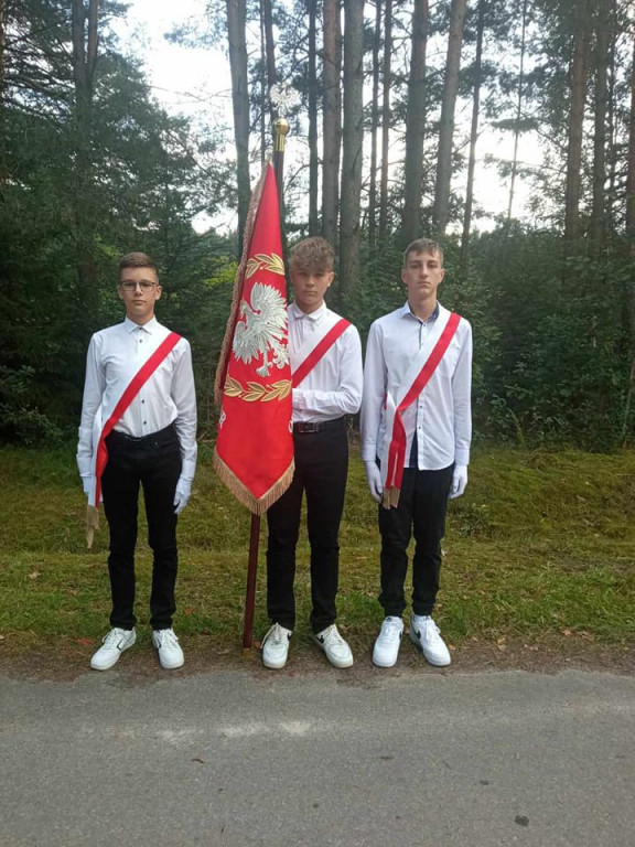 Społeczność gminy Smyków spotkała się na uroczystości w Trawnikach [zdjęcia]