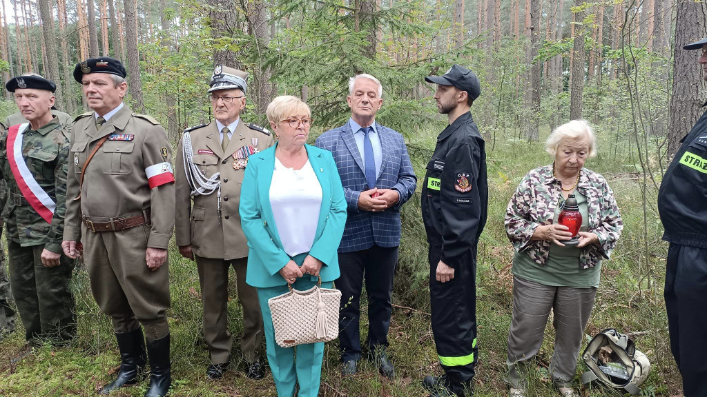 Społeczność gminy Smyków spotkała się na uroczystości w Trawnikach [zdjęcia]