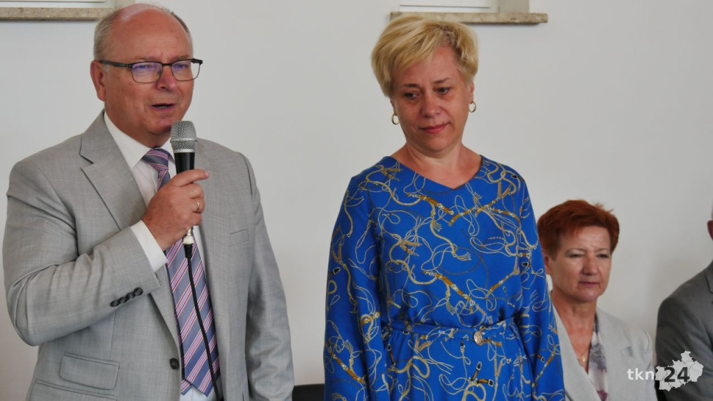 Wybrzmiał pierwszy dzwonek. Tak witano nowy rok szkolny [wideo, zdjęcia]