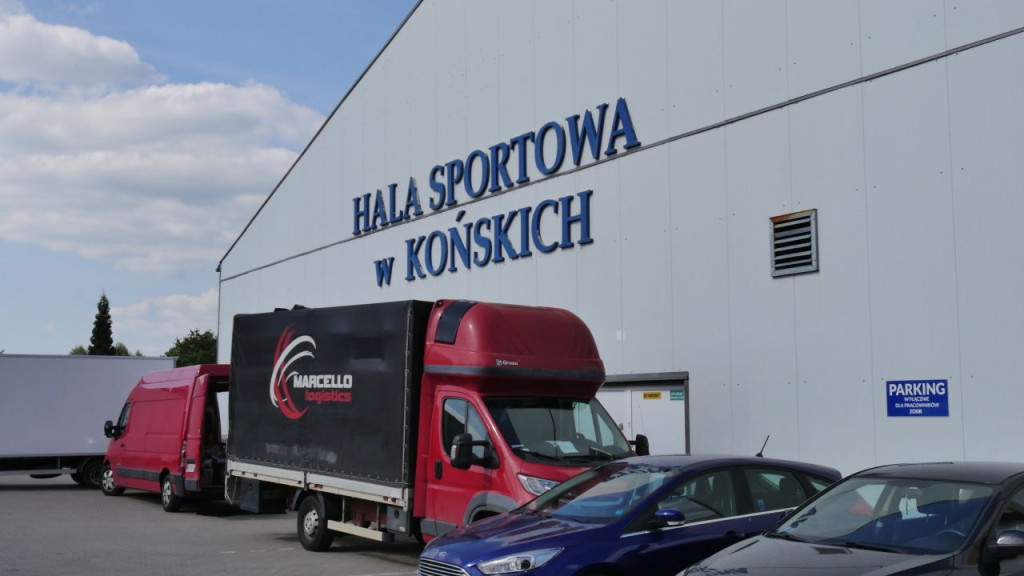 Hala w Końskich przed konwencją. Zobaczcie zdjęcia