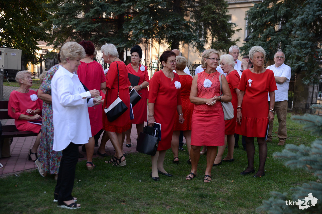 WIDEO: Parafialne pożegnanie lata z Wawelami w Końskich