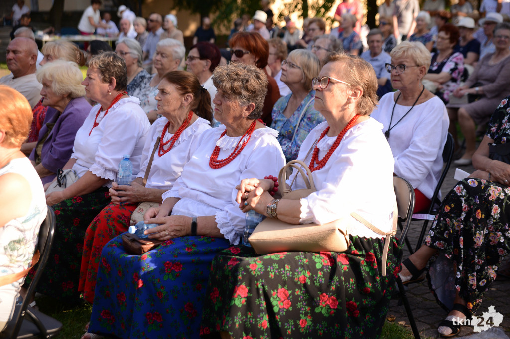 WIDEO: Parafialne pożegnanie lata z Wawelami w Końskich