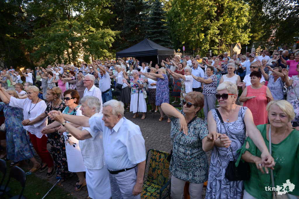 WIDEO: Parafialne pożegnanie lata z Wawelami w Końskich