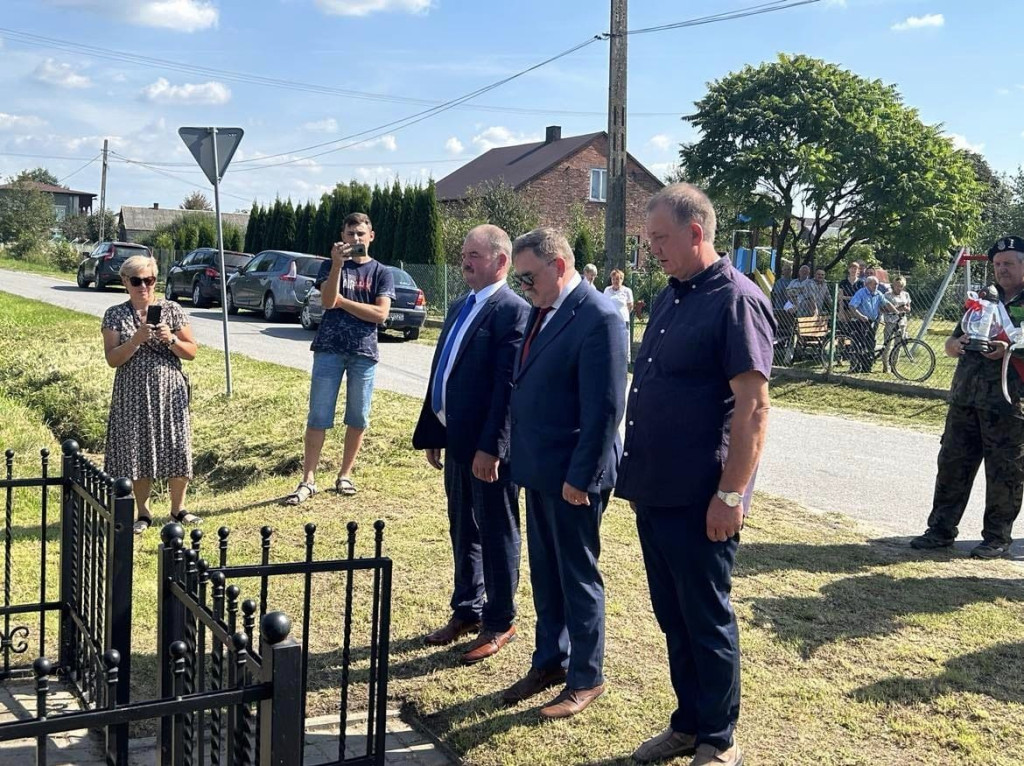 W Budzisławiu wspominali ofiary II wojny światowej [zdjęcia]