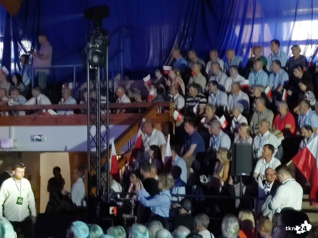 Konwencja PiS w Końskich. Najważniejsi ludzie władzy przedstawili program prawicy [wideo, zdjęcia]