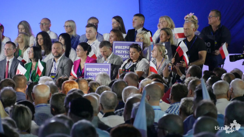 Konwencja PiS w Końskich. Najważniejsi ludzie władzy przedstawili program prawicy [wideo, zdjęcia]