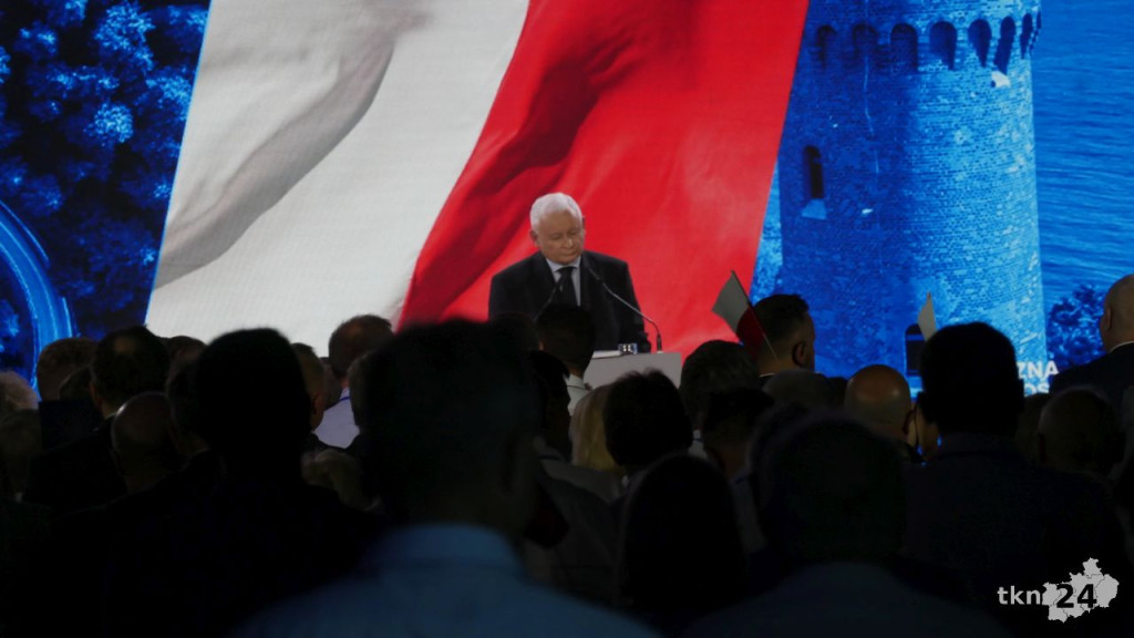 Konwencja PiS w Końskich. Najważniejsi ludzie władzy przedstawili program prawicy [wideo, zdjęcia]