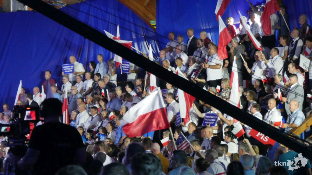 Konwencja PiS w Końskich. Najważniejsi ludzie władzy przedstawili program prawicy [wideo, zdjęcia]