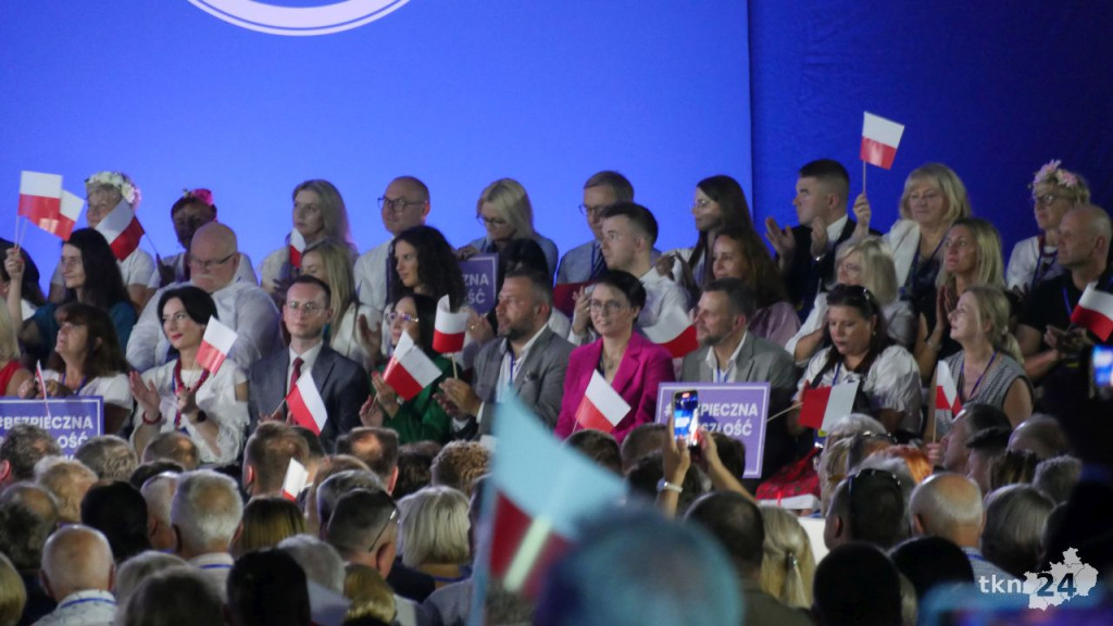 Konwencja PiS w Końskich. Najważniejsi ludzie władzy przedstawili program prawicy [wideo, zdjęcia]