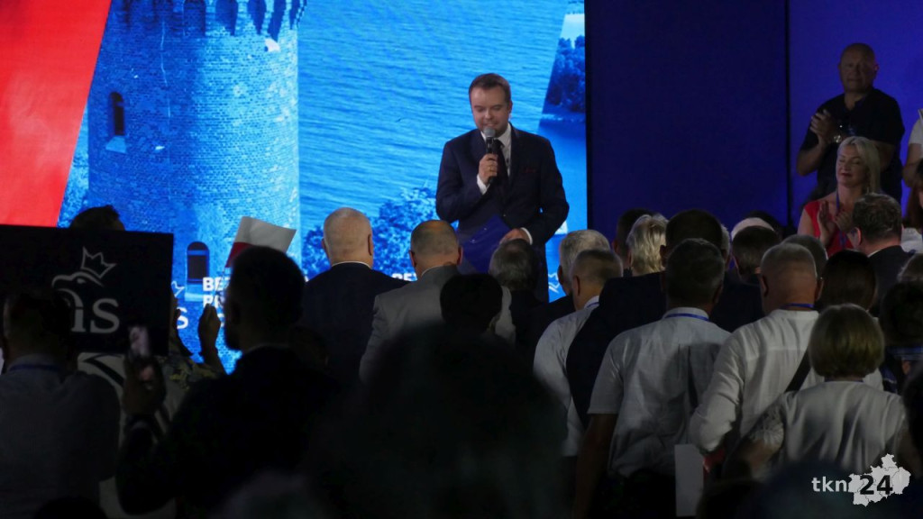 Konwencja PiS w Końskich. Najważniejsi ludzie władzy przedstawili program prawicy [wideo, zdjęcia]