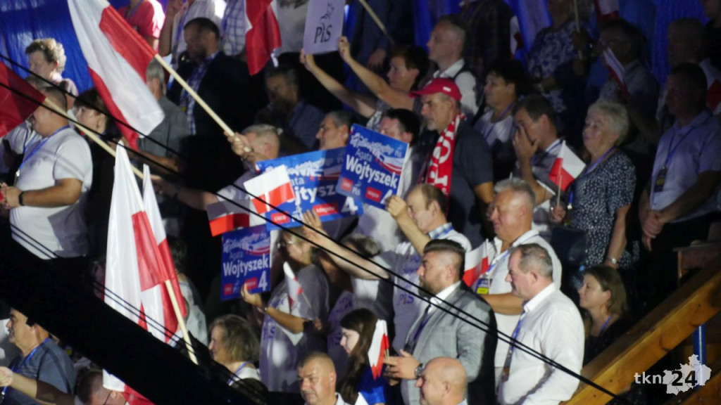 Konwencja PiS w Końskich. Najważniejsi ludzie władzy przedstawili program prawicy [wideo, zdjęcia]