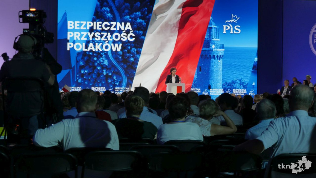 Konwencja PiS w Końskich. Najważniejsi ludzie władzy przedstawili program prawicy [wideo, zdjęcia]