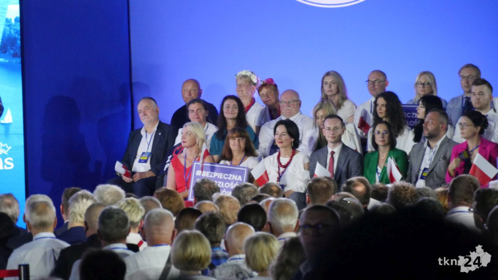 Konwencja PiS w Końskich. Najważniejsi ludzie władzy przedstawili program prawicy [wideo, zdjęcia]