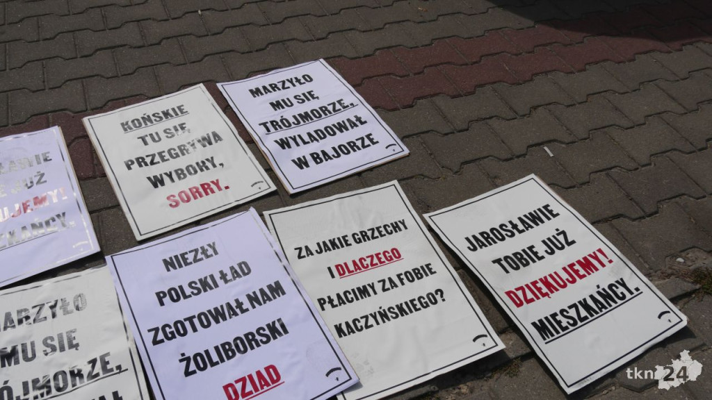 Konwencja PiS w Końskich. Najważniejsi ludzie władzy przedstawili program prawicy [wideo, zdjęcia]