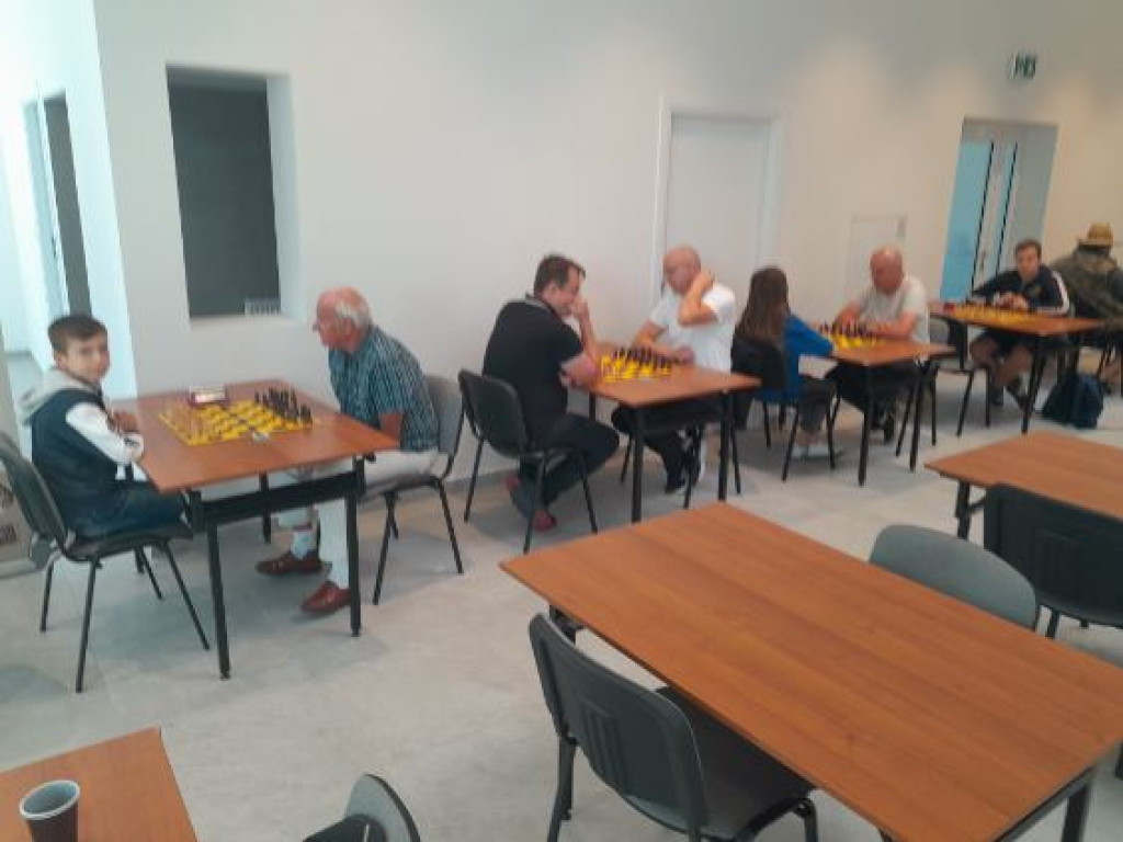 Młodzi szachiści zagrali o Puchar Dyrektora Koneckiego Centrum Kultury [zdjęcia]