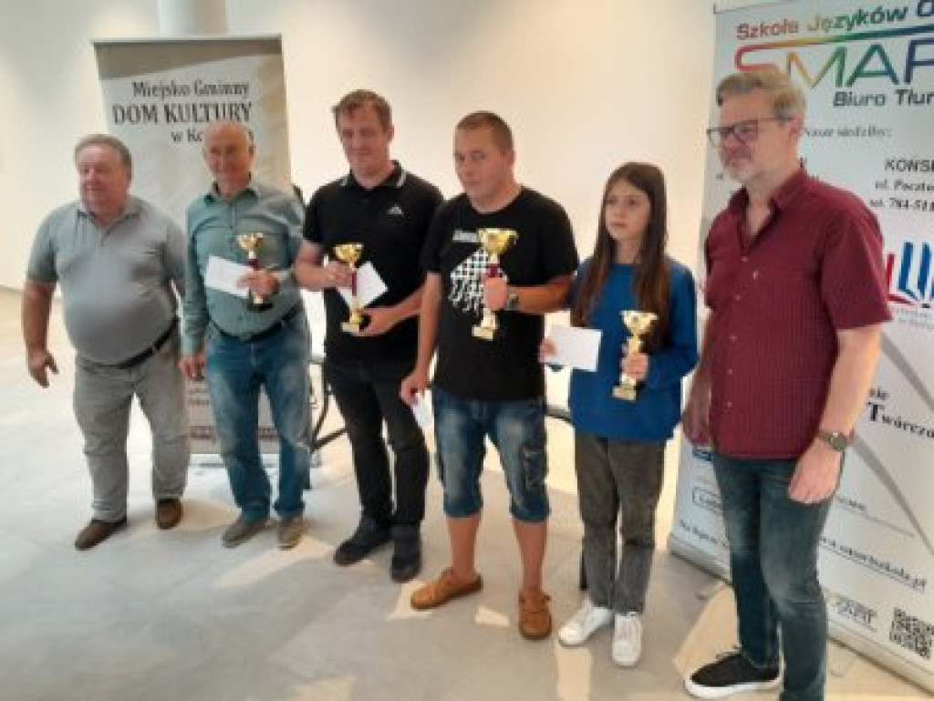 Młodzi szachiści zagrali o Puchar Dyrektora Koneckiego Centrum Kultury [zdjęcia]