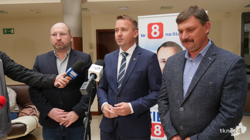 Adam Bielan i Michał Cieślak na otwartym spotkaniu w Końskich [wideo, zdjęcia]