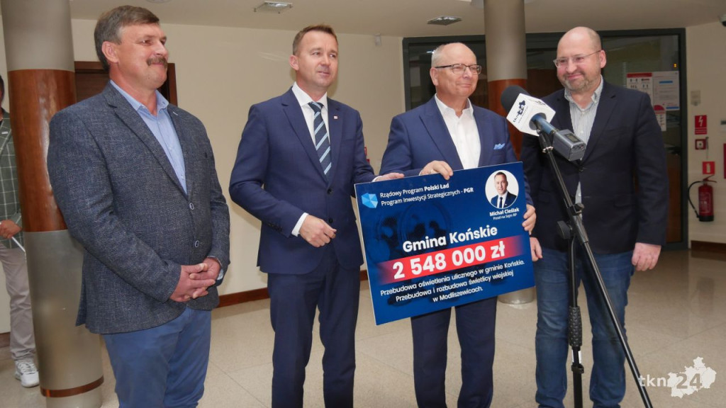 Adam Bielan i Michał Cieślak na otwartym spotkaniu w Końskich [wideo, zdjęcia]