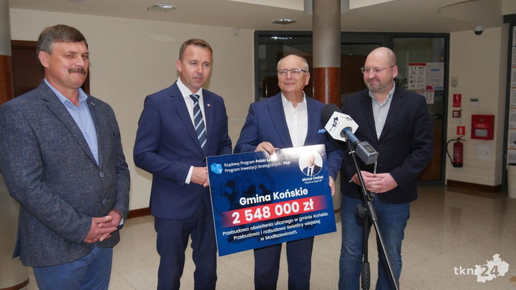 Adam Bielan i Michał Cieślak na otwartym spotkaniu w Końskich [wideo, zdjęcia]