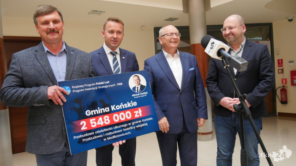 Adam Bielan i Michał Cieślak na otwartym spotkaniu w Końskich [wideo, zdjęcia]