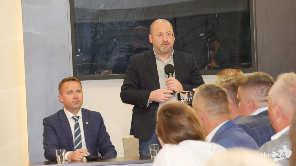 Adam Bielan i Michał Cieślak na otwartym spotkaniu w Końskich [wideo, zdjęcia]