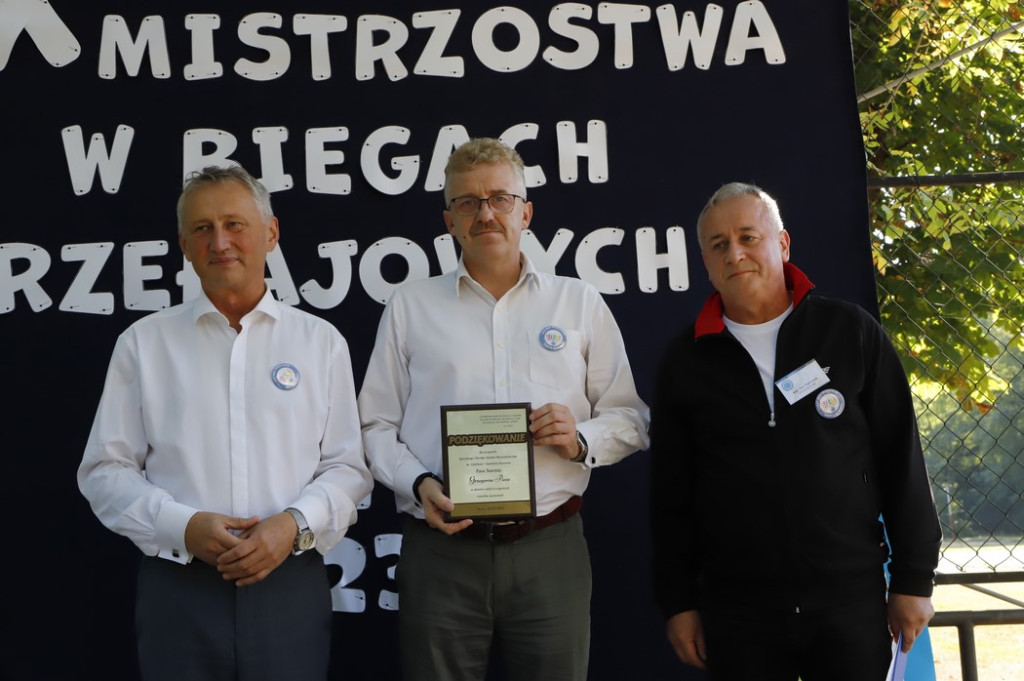 Rywalizowali w biegach przełajowych w Baryczy [zdjęcia]