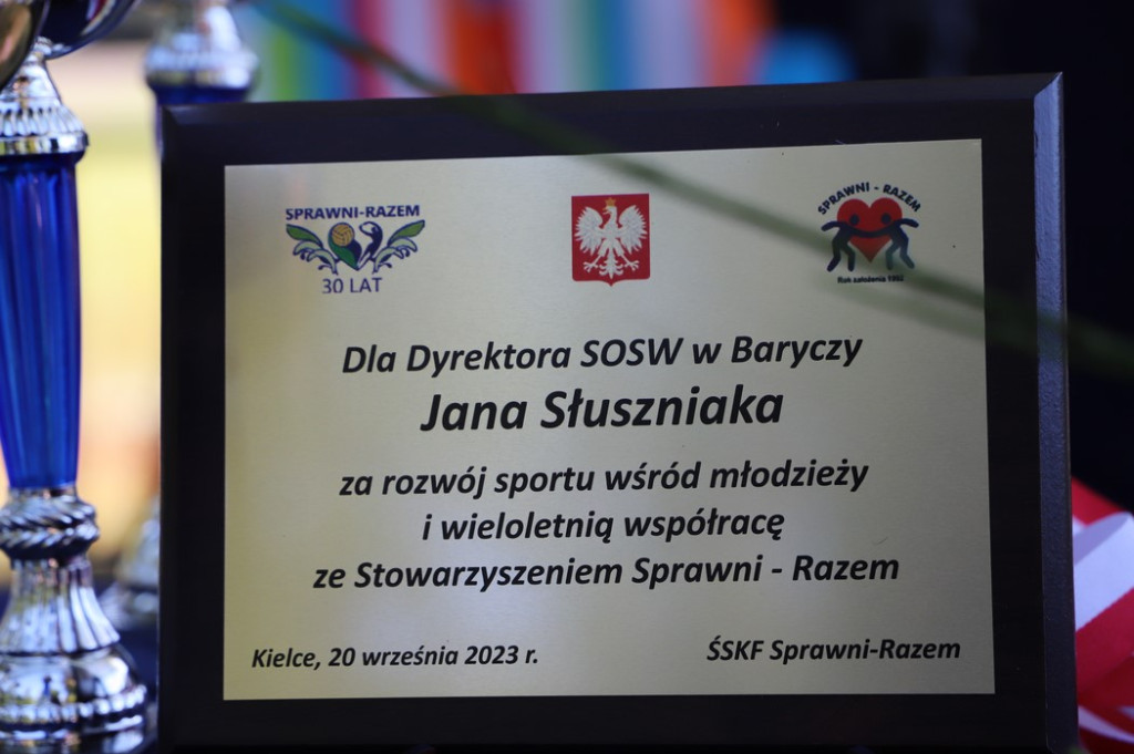 Rywalizowali w biegach przełajowych w Baryczy [zdjęcia]