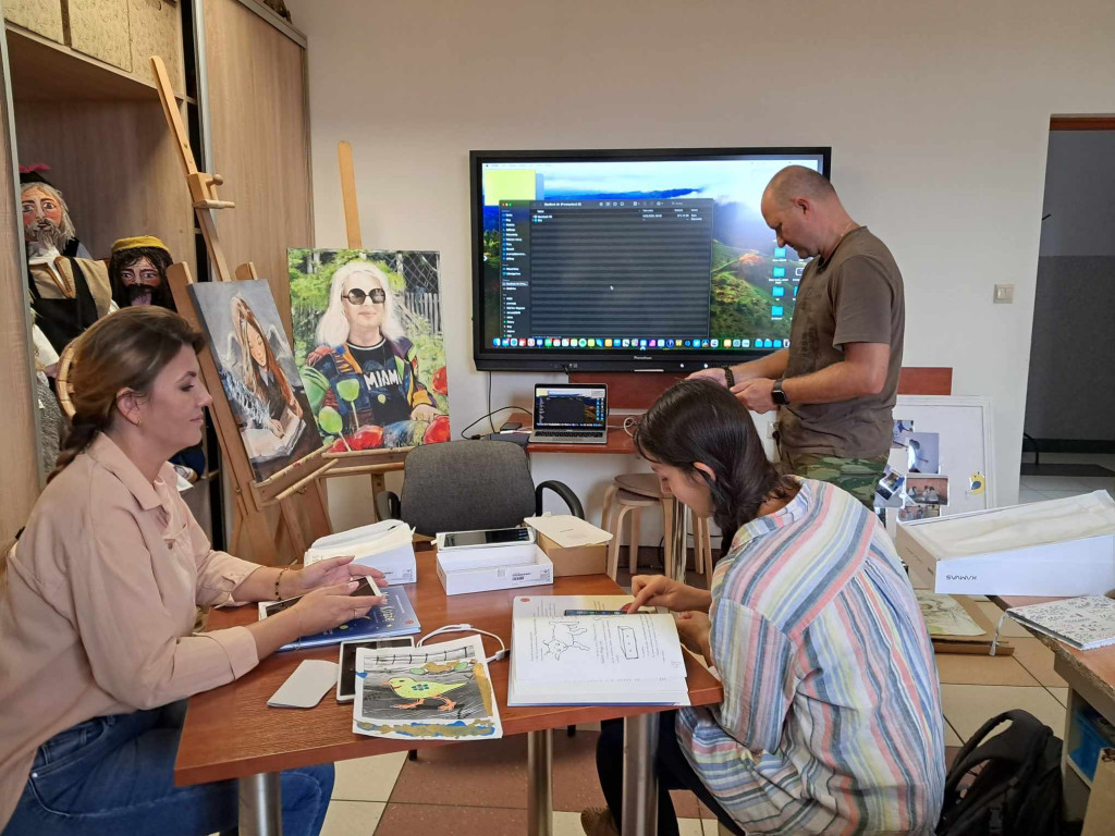 Szkolili pracowników i doposażyli jednostkę kultury w Gowarczowie [zdjęcia]