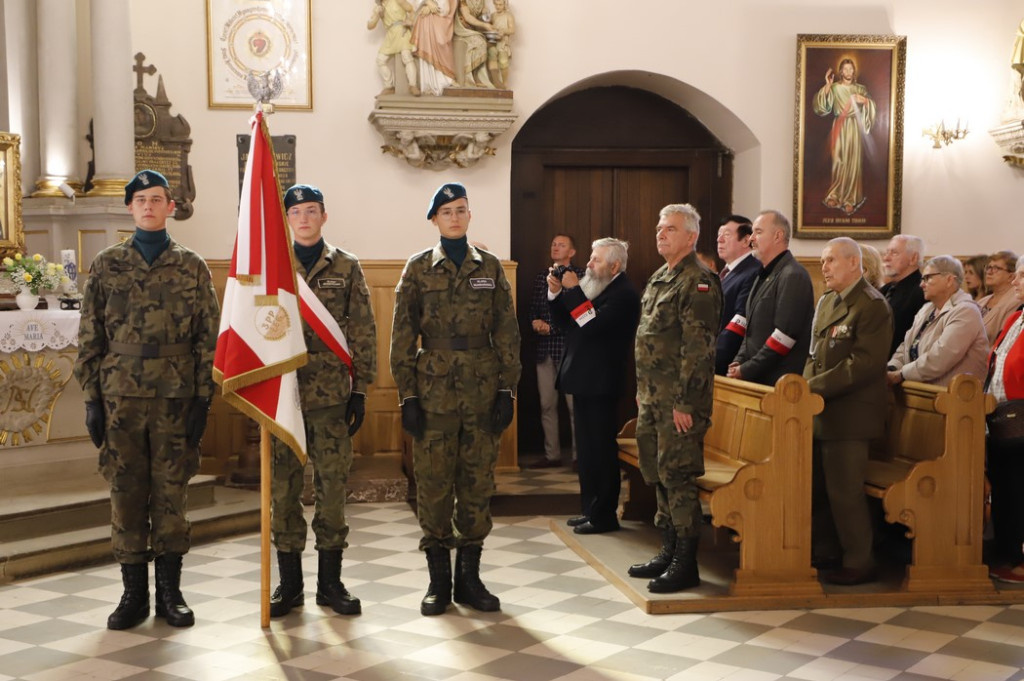 Dzień Polskiego Państwa Podziemnego. Msza święta w Kolegiacie św. Mikołaja [zdjęcia]