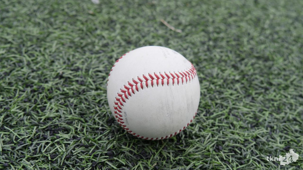Baseball na stadionie OSiR. 150 dzieci poznało nowy sport [wideo, zdjęcia]