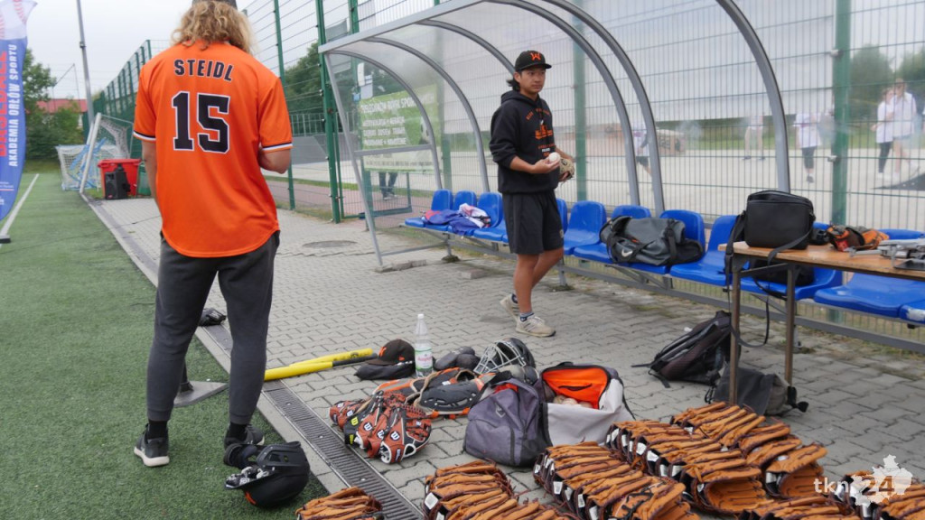 Baseball na stadionie OSiR. 150 dzieci poznało nowy sport [wideo, zdjęcia]