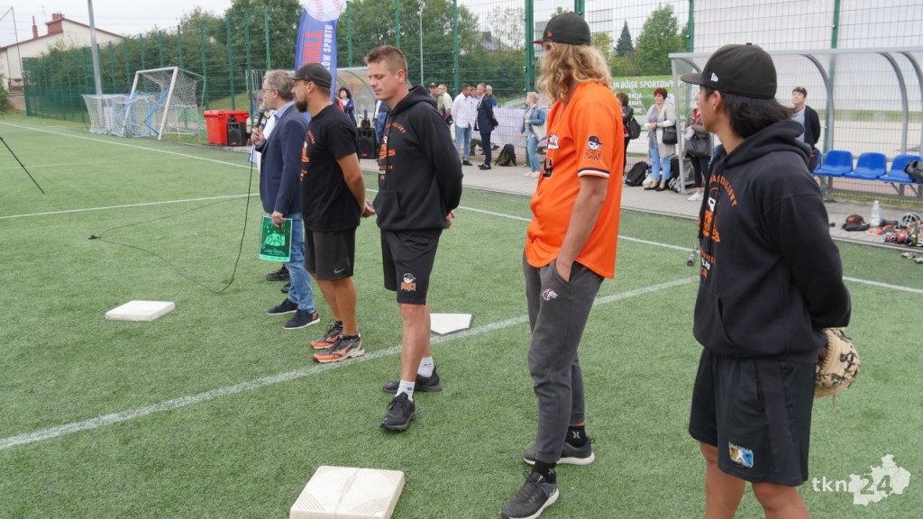 Baseball na stadionie OSiR. 150 dzieci poznało nowy sport [wideo, zdjęcia]