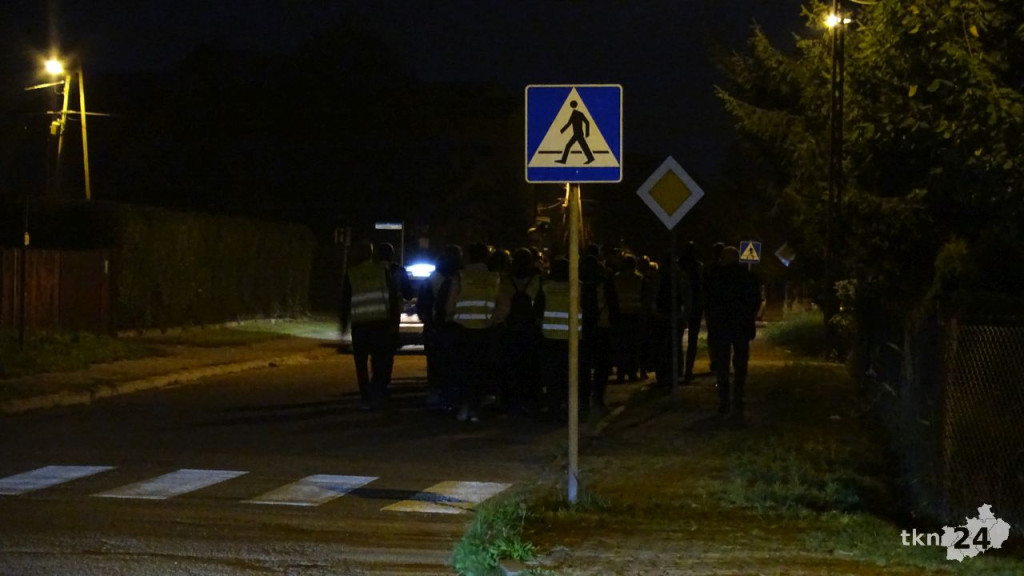 Pod opieką Archaniołów wędrowali nocą do Sanktuarium w Czarnej [wideo, zdjęcia]