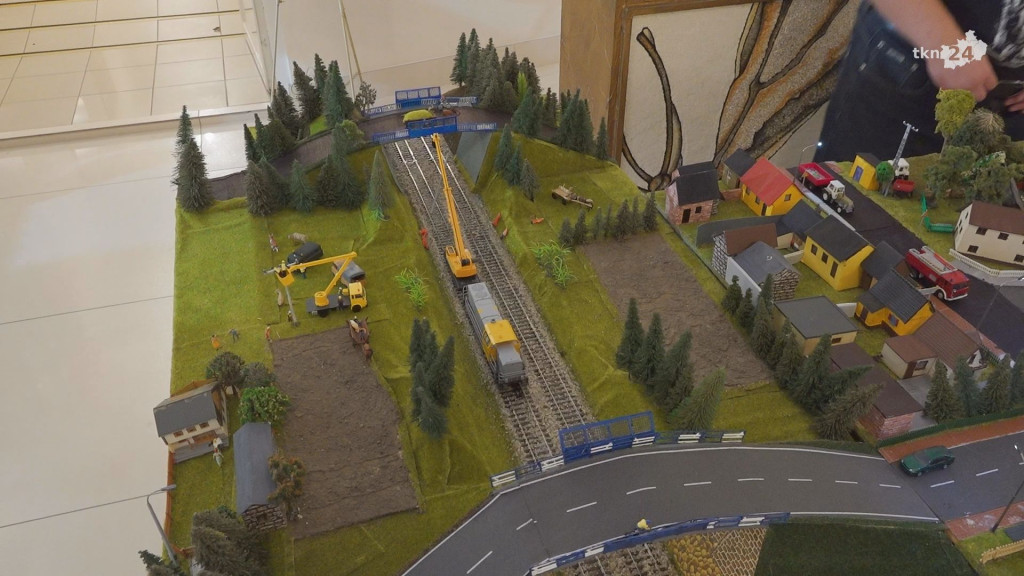 150 metrów miniaturowej kolei u Motyla. W sobotę i niedzielę [wideo, zdjęcia]