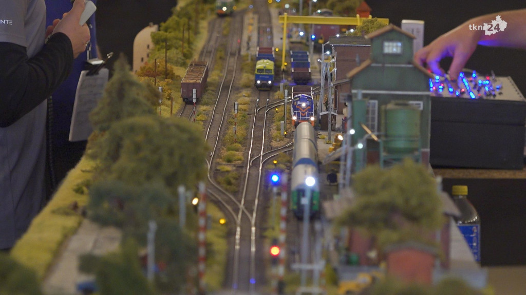150 metrów miniaturowej kolei u Motyla. W sobotę i niedzielę [wideo, zdjęcia]