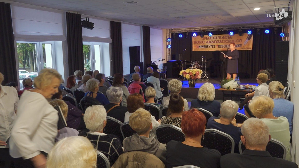 Uniwersytet Trzeciego Wieku w Końskich rozpoczął nowy rok akademicki [wideo, zdjęcia]