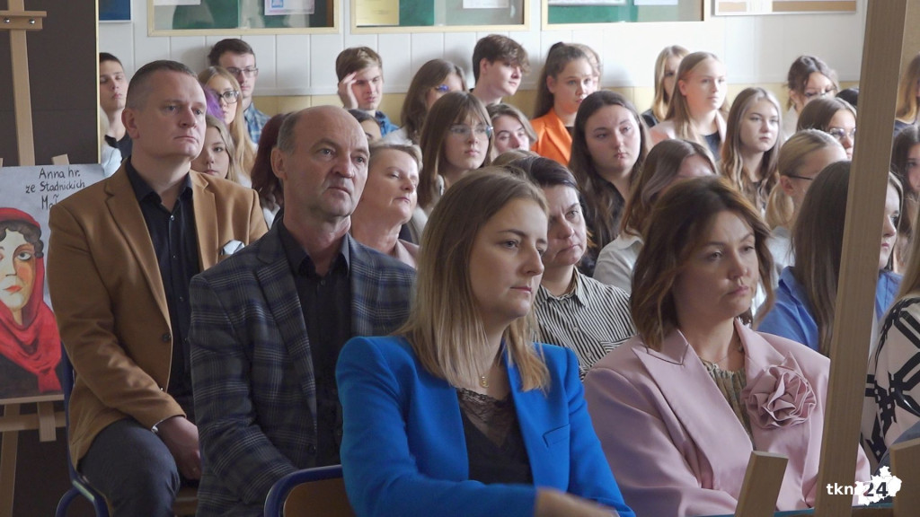 Nagrody i medale dla nauczycieli. Powiat świętował Dzień Edukacji Narodowej [wideo, zdjęcia]