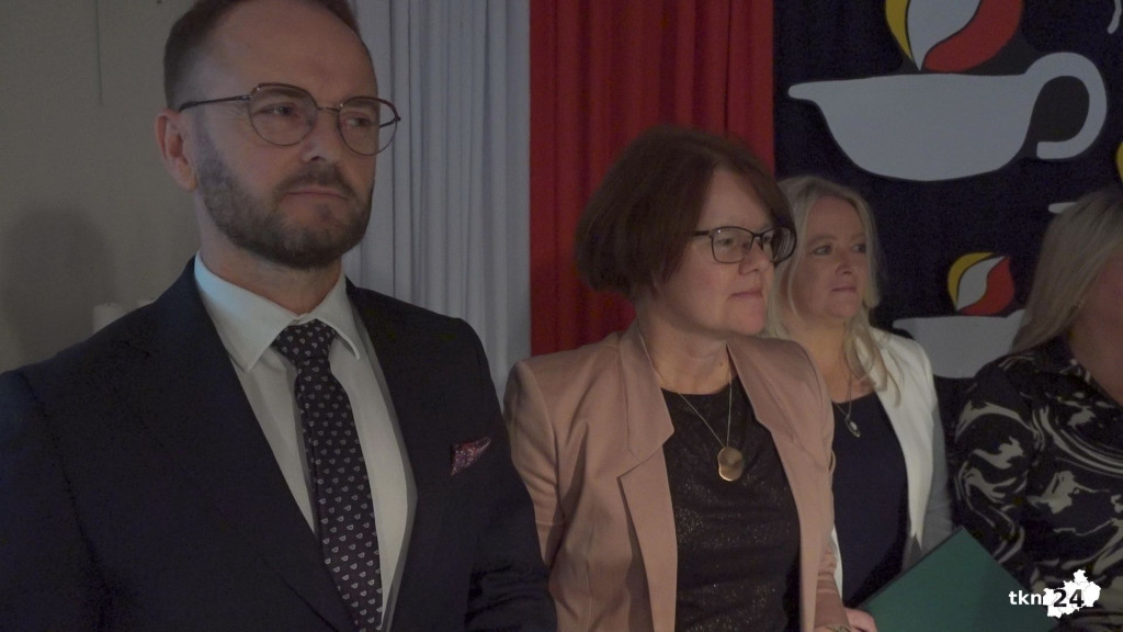 Nagrody i medale dla nauczycieli. Powiat świętował Dzień Edukacji Narodowej [wideo, zdjęcia]
