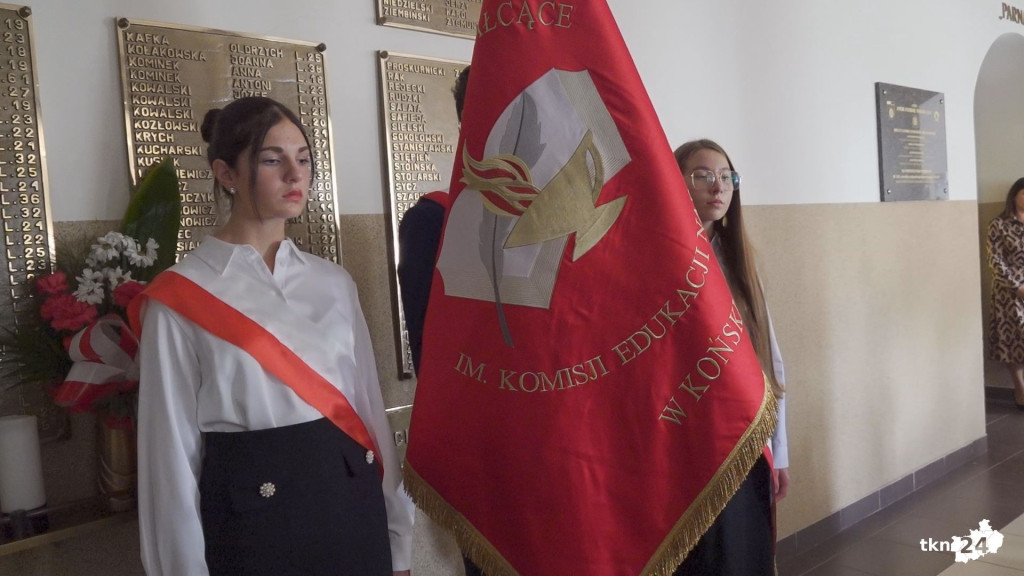 Nagrody i medale dla nauczycieli. Powiat świętował Dzień Edukacji Narodowej [wideo, zdjęcia]
